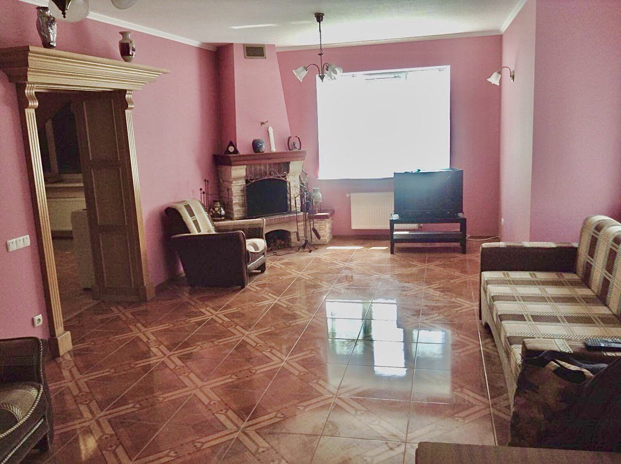 Продаж будинку 275&nbsp;м&sup2; у с. Данилівка