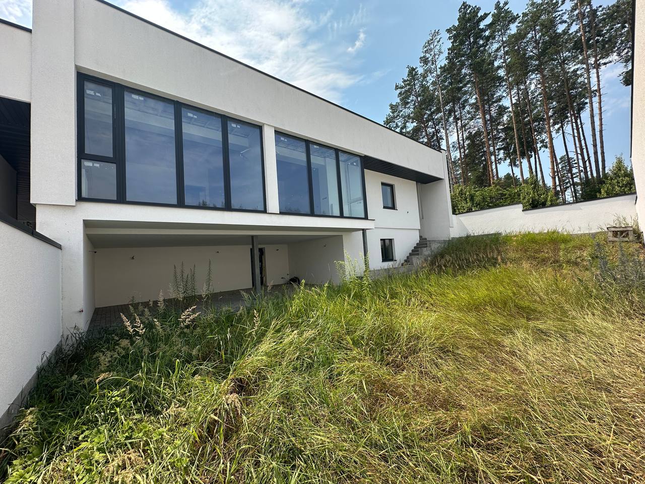 Продаж сучасного котеджу 220&nbsp;м&sup2; у&nbsp;КМ Белгравія (з&nbsp;частковим ремонтом)